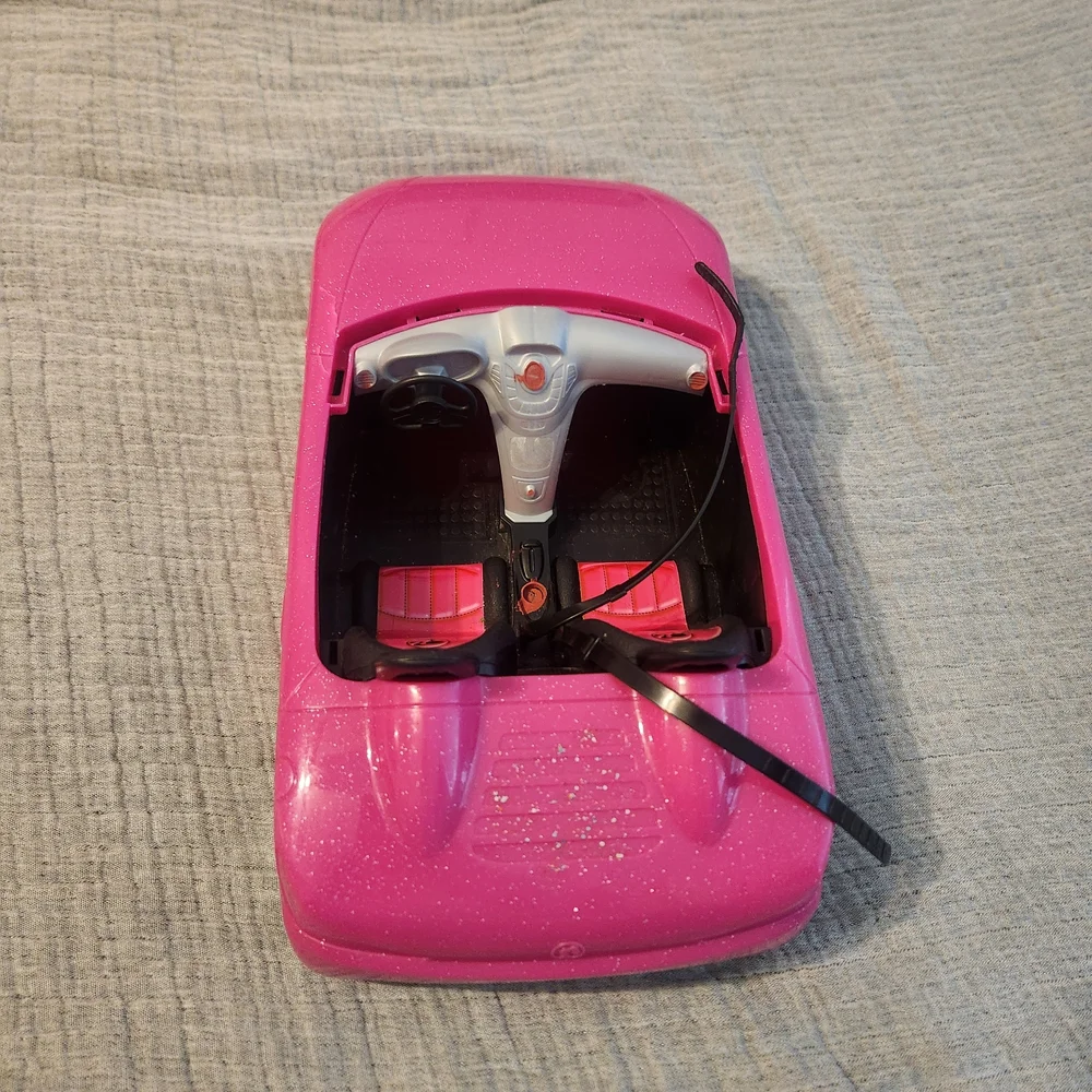 BARBIE Glam Pink Convertible 2 Seater Doll Car Seat Beltk Convertible Toy Car